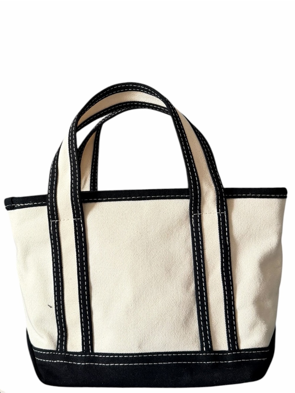 Betty Boop Cream and Black Canvas Tote with Heart Archer Graphic - Picture 2 of 3